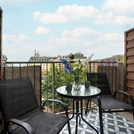 Apartament We Wroclawiu Z Dwiema Sypialniami, Wanna I Biurkiem Do Pracy Zdalnej By Renters Apartmán