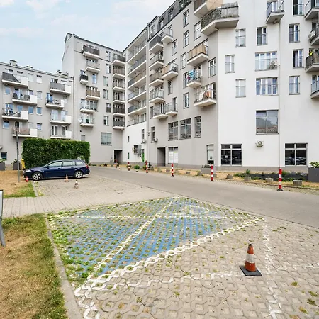 Apartament We Wroclawiu Z Dwiema Sypialniami, Wanna I Biurkiem Do Pracy Zdalnej By Renters Vratislav
