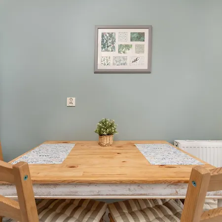 Apartament We Wroclawiu Z Dwiema Sypialniami, Wanna I Biurkiem Do Pracy Zdalnej By Renters * Vratislav