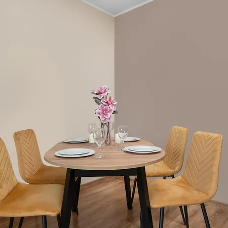 Apartament We Wroclawiu Z Dwiema Sypialniami, Wanna I Biurkiem Do Pracy Zdalnej By Renters Apartmán