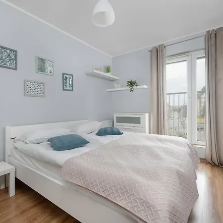 Apartament We Wroclawiu Z Dwiema Sypialniami, Wanna I Biurkiem Do Pracy Zdalnej By Renters * Vratislav